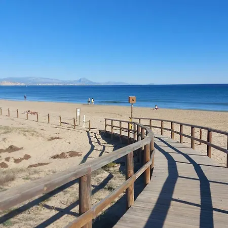 Arenales Sea View דירה *
